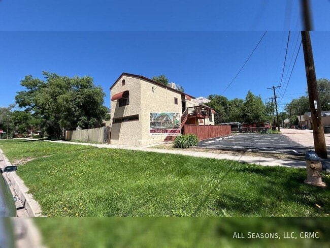 Photo - 410 E Dale St Apartment