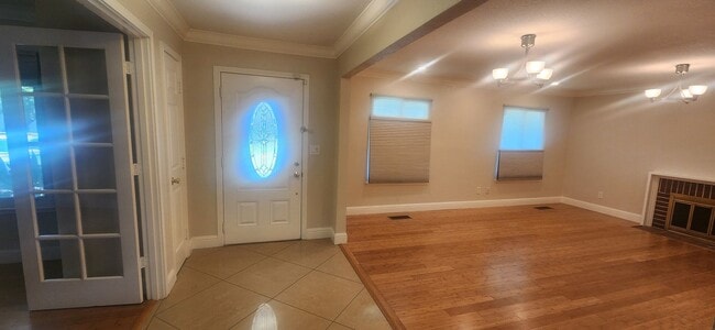Building Photo - Beatutiful 4 Bedroom Greenhaven Home with ...