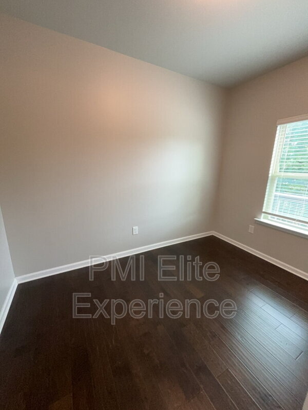 Building Photo - 3863 Equity Ln