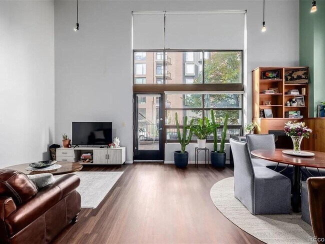 Foto del edificio - 705 4th St