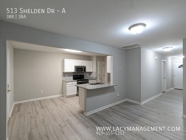 Building Photo - 513 Shelden Dr