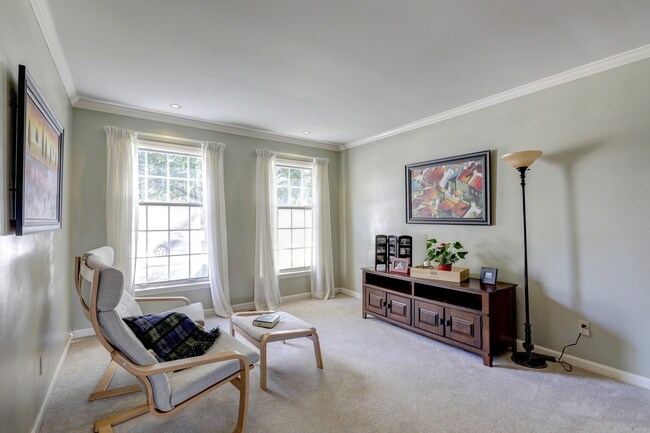 Foto del edificio - 1517 Casselbury Ln