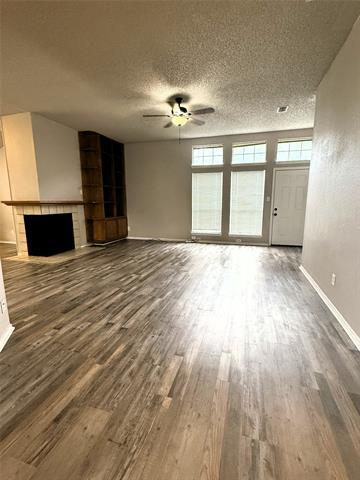 Foto del edificio - 812 Twin Creek Dr