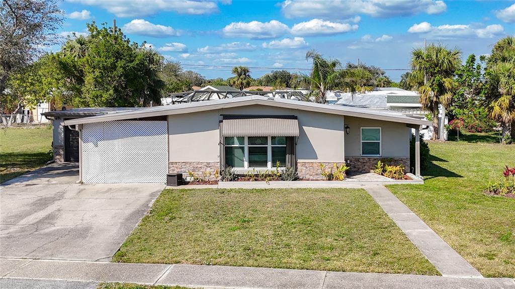Foto principal - 21402 Meehan Ave