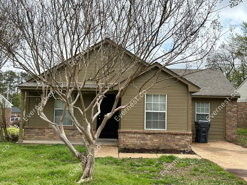 2170 E Parkway St, Hernando, MS 38632 House Rental in Hernando, MS