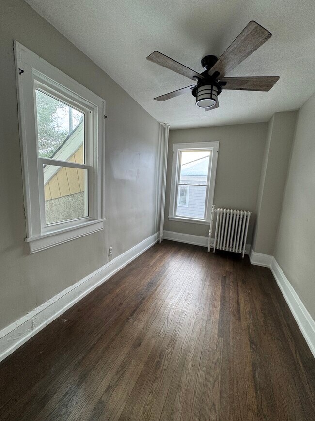 Foto del edificio - 972 Ashland Ave