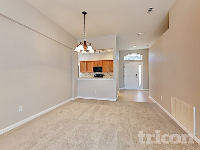 Building Photo - 424 Sea Holly Dr
