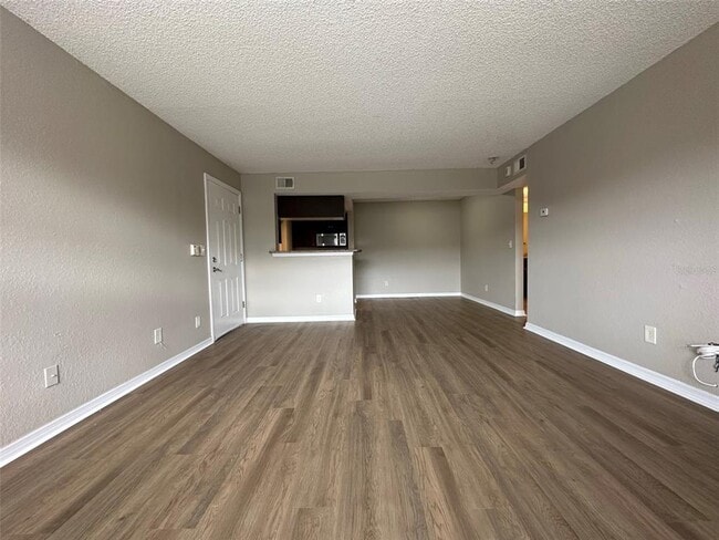 Building Photo - 10200 Gandy Blvd N