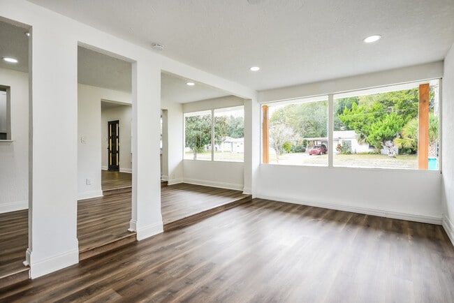 Building Photo - 611 Cookman Ave