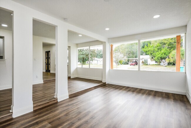Foto del edificio - 611 Cookman Ave