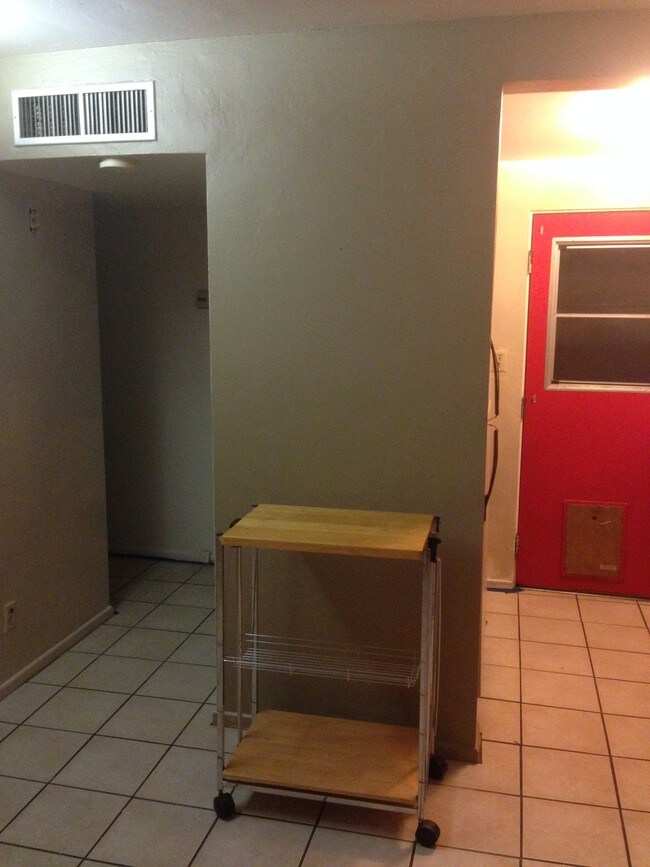 Down around the hall to Ba & Bdrm - 5505 E Bellevue St