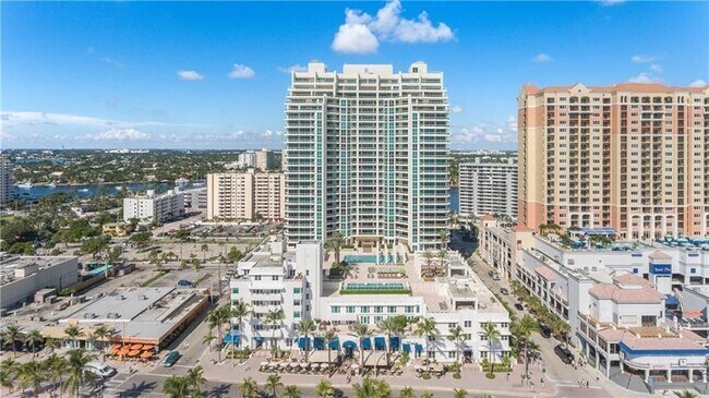 Building Photo - 101 S Fort Lauderdale Beach Blvd