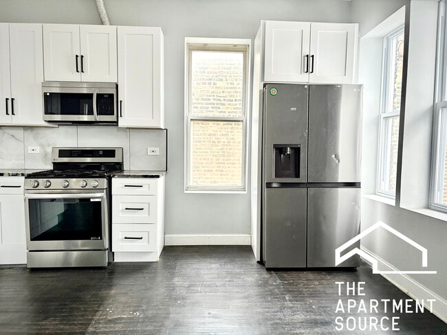 Building Photo - 3539 W Grenshaw St