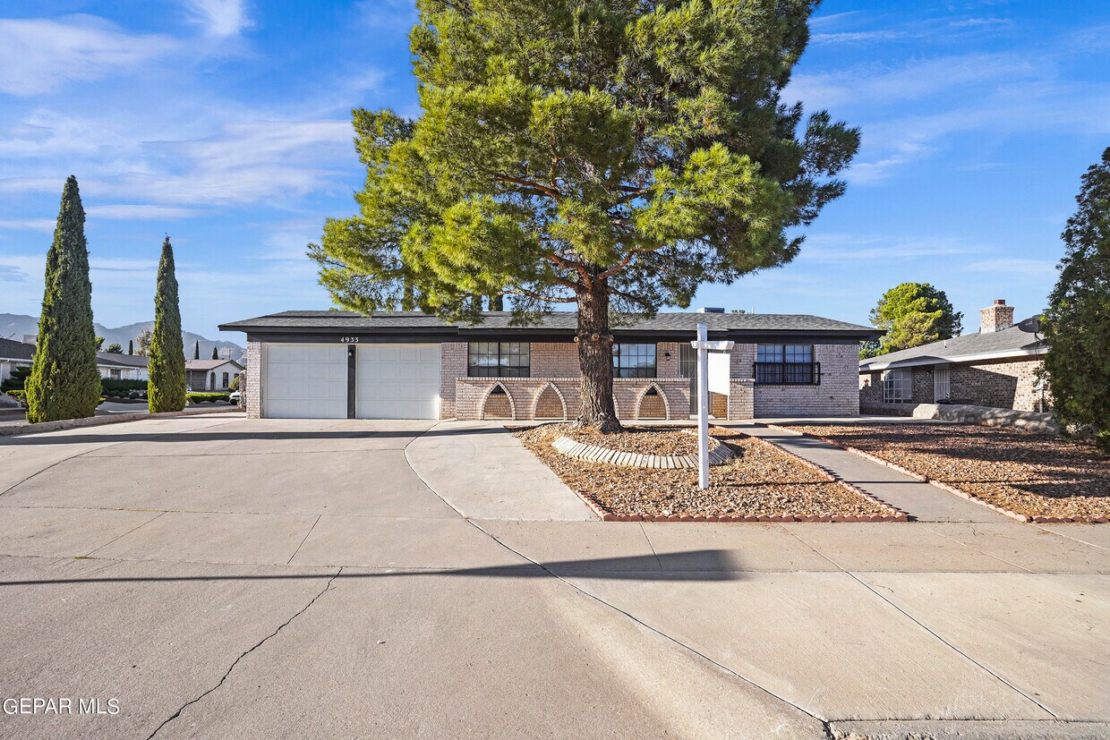 4933 Round Rock Dr, El Paso, TX 79924 House Rental in El Paso, TX