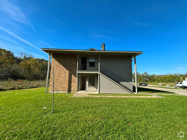 Building Photo - 1654 Clear Lake Ave