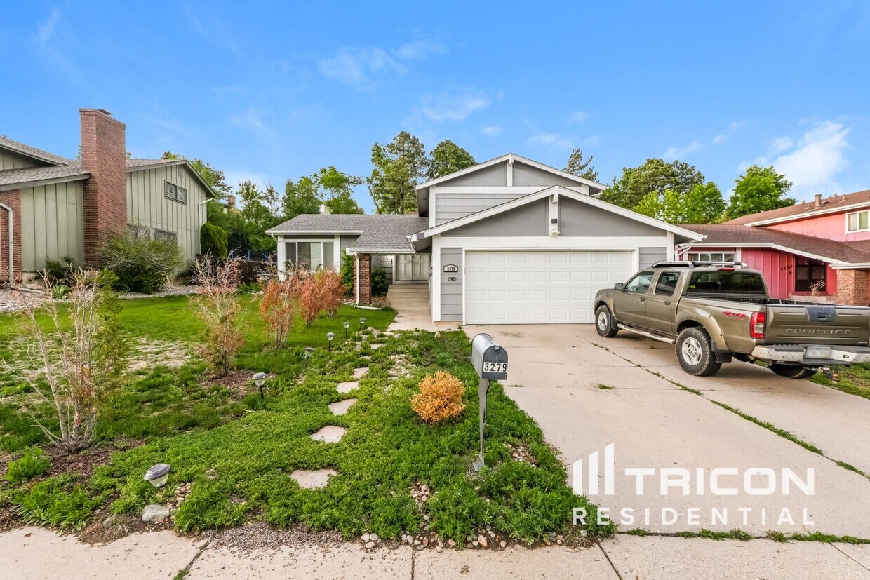 Foto principal - 3279 Breckenridge Dr W