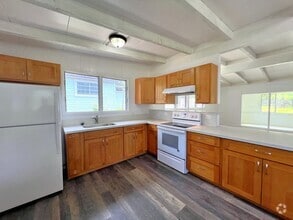 Building Photo - 2896 Poelua St