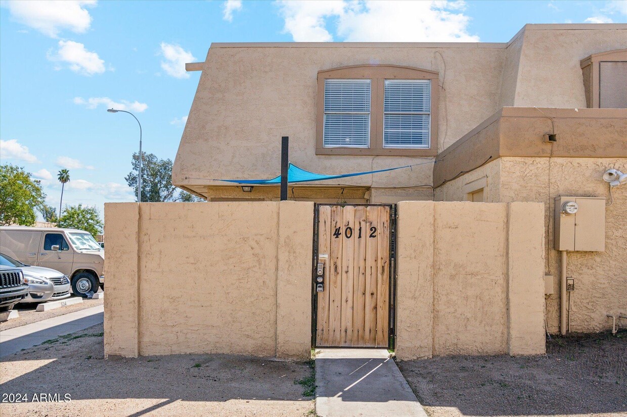 Foto principal - 4012 S 44th Pl