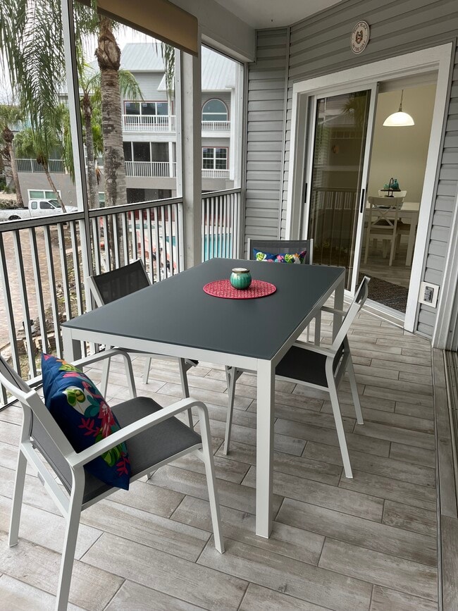 Foto del edificio - 130 Barefoot Cir