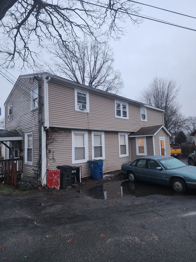 37 Pond St Unit 1, Randolph, MA 02368 Apartments in Randolph, MA