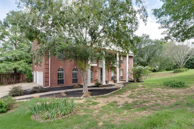 Foto del edificio - 3937 Valley View Ln