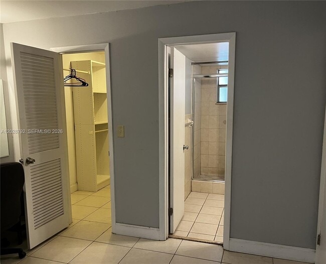 Building Photo - 7000 Nova Dr