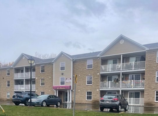 Primary Photo - Maccormack Luxury Estates