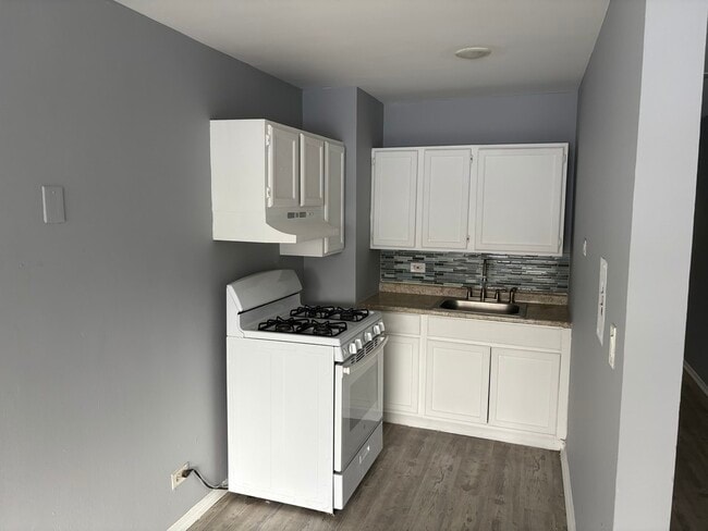 Foto del edificio - 1930 S Cicero Ave