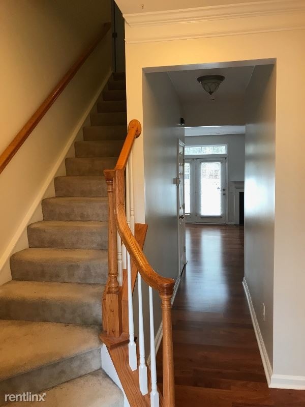 Building Photo - 10412 Berkeley Woods Ln