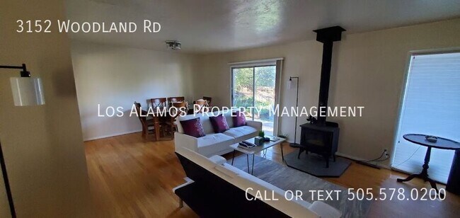 Foto del edificio - 3152 Woodland Rd