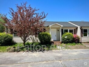Building Photo - 1754 Meadowbrook Terrace