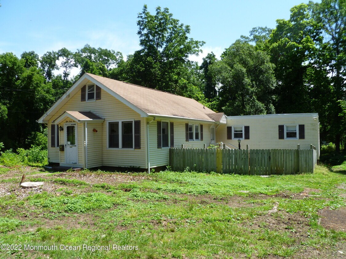 834 Sycamore Ave, Tinton Falls, NJ 07724 House Rental in Tinton Falls