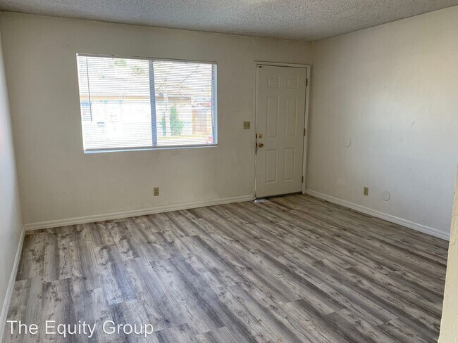 Building Photo - 397-403 S Valencia Blvd