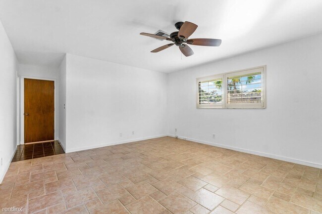 Foto del edificio - 4 br, 2 bath House - 281 NW 10th St