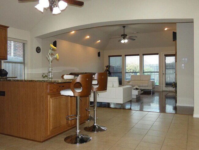 Foto del edificio - Spacious 2-story near Heritage Trace