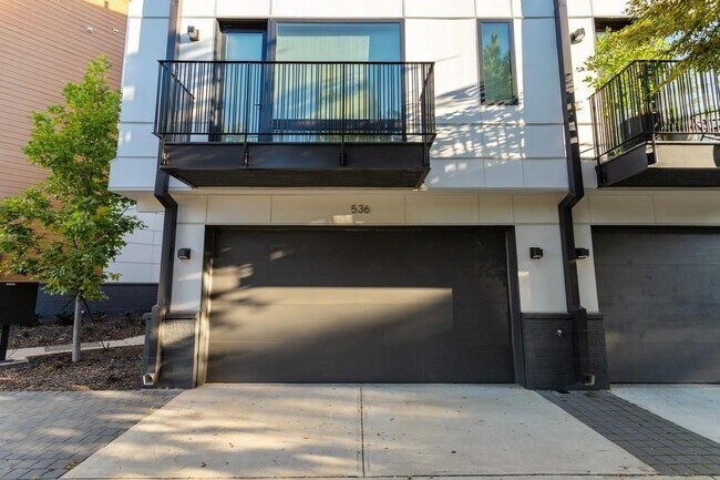 Building Photo - 536 Flat Shoals Ave SE
