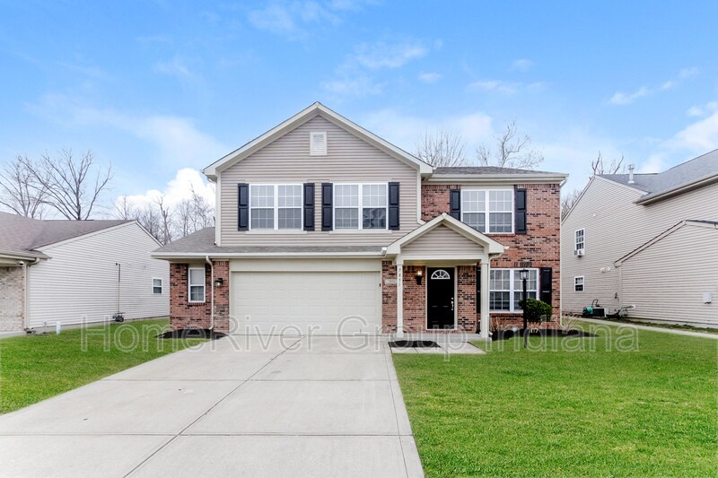 Foto principal - 7851 Harshaw Dr