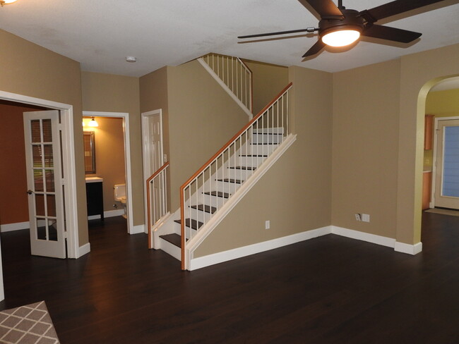 Building Photo - 5200 Hartson