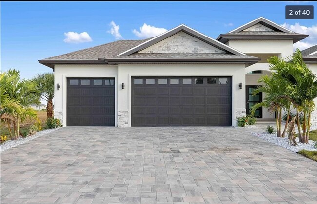 Building Photo - 38 Lark Dr