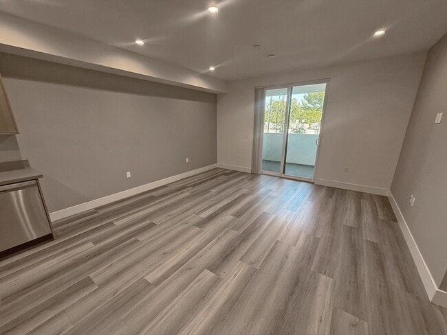 Building Photo - 11155 Huston St