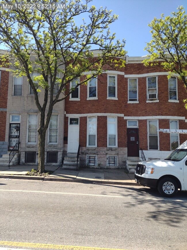 Building Photo - 1907 W Mulberry St