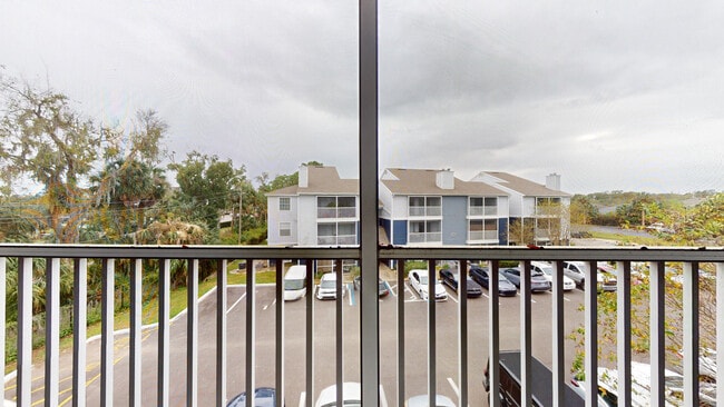 Interior Photo - Regatta Shores