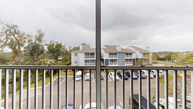Interior Photo - Regatta Shores