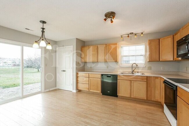 Foto del edificio - 429 E Pine Ridge Dr
