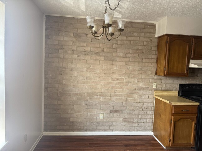 Building Photo - 4902 Marcella Ave