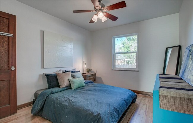 Foto del edificio - 2440 N Gaylord St