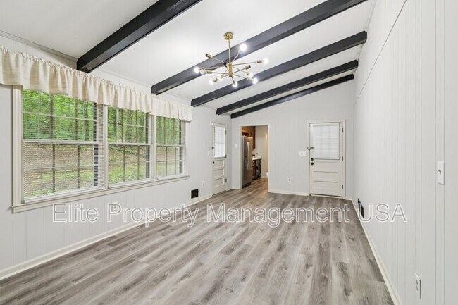 Foto del edificio - 2600 Lantern Ln