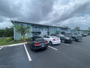 Building Photo - 146 Cypress Way E