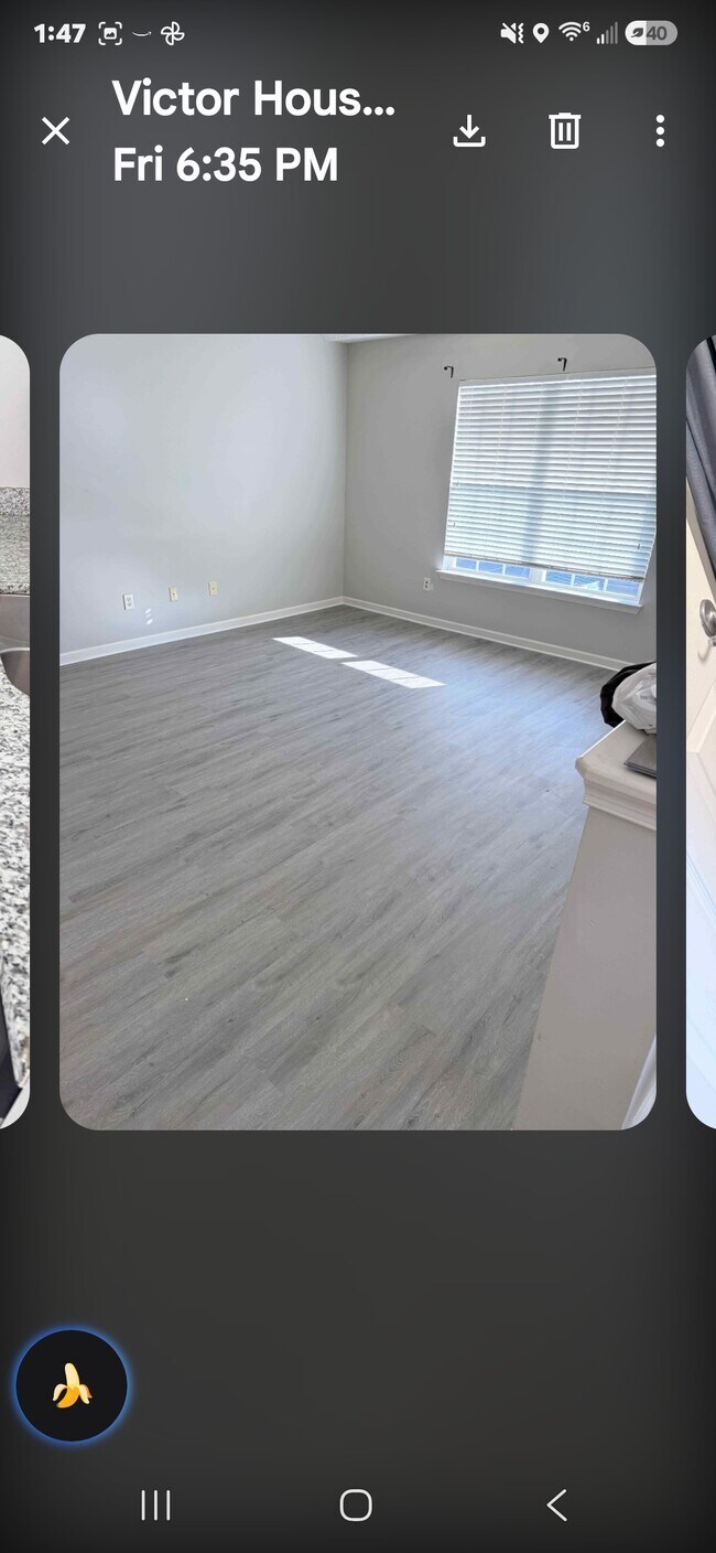 Foto del edificio - 1710 Duntrune Gln