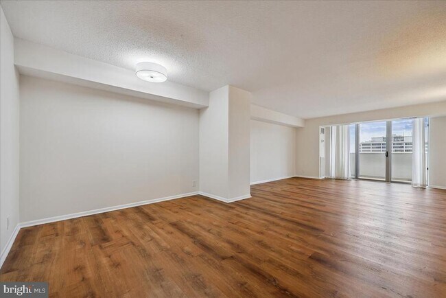 Foto del edificio - 4601 N Park Ave